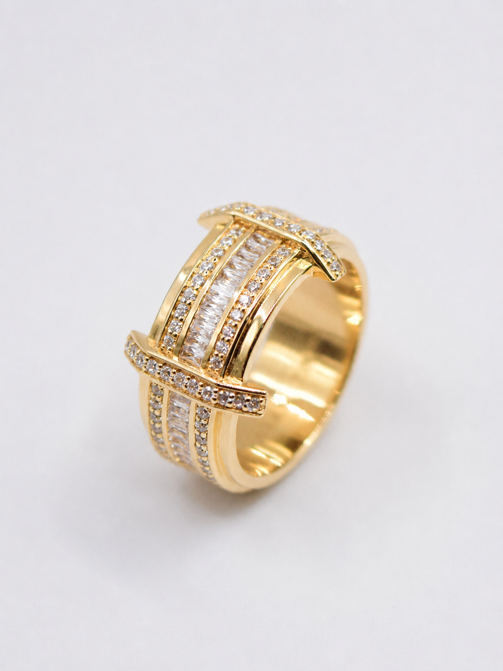 PONT Ring,  Yellow Gold ,Natural Diamonds