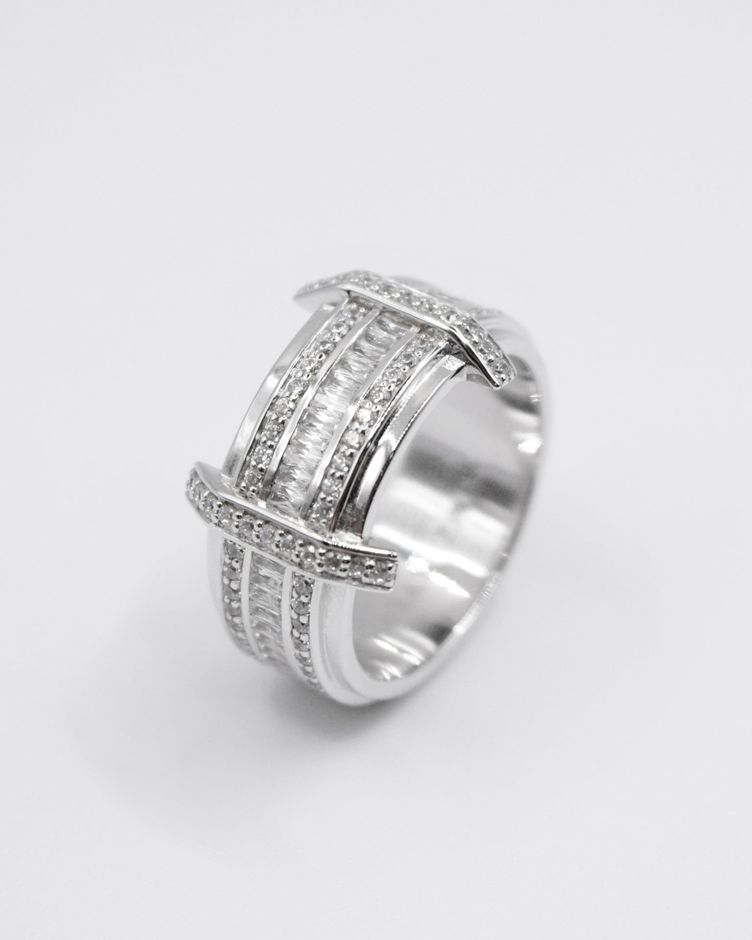 PONT Ring, White Gold, Natural Diamonds